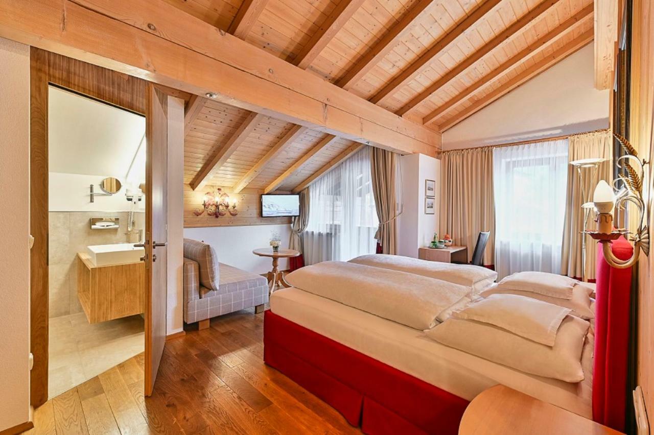 Hotel Garni Sursilva ليش ام ارلبرغ المظهر الخارجي الصورة